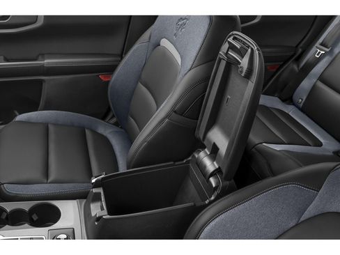Used 2025 Ford Bronco Sport Outer Banks w/ Outer Banks Tech Package+ AWD/4WD image 9