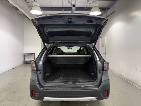 Used 2021 Subaru Outback Touring XT AWD/4WD image 8