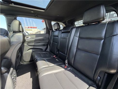 Used 2020 Jeep Grand Cherokee Limited w/ Luxury Group II RWD image 23