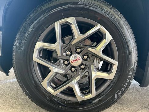Used 2023 GMC Sierra 1500 SLT w/ SLT Premium Package RWD image 27