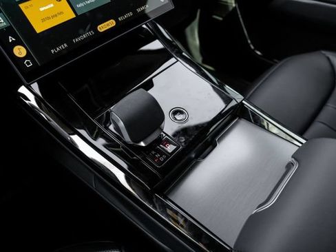 New 2026 Land Rover Range Rover Sport SE AWD/4WD image 30