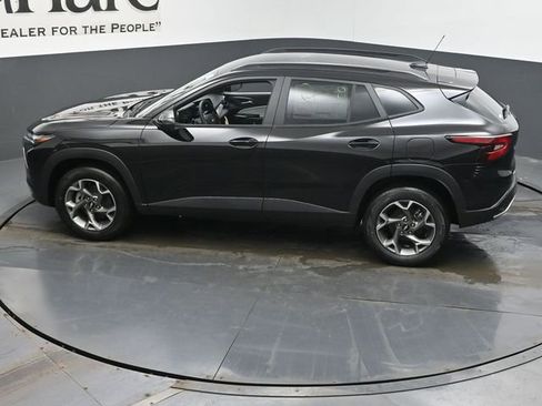 New 2026 Chevrolet Trax LT w/ Driver Confidence Package image 21