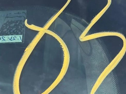 Used 2016 Ford F150 Platinum w/ Equipment Group 701A Luxury image 31