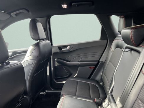 Used 2024 Ford Escape ST-Line image 36