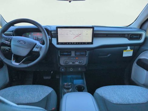 New 2025 Ford Maverick XLT w/ XLT Luxury Package image 5