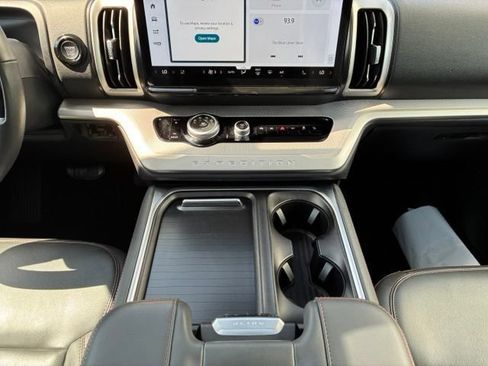 Certified 2025 Ford Expedition Max Active AWD/4WD image 21