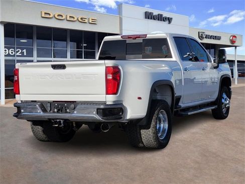 Used 2024 Chevrolet Silverado 3500 LTZ w/ LTZ Convenience Package image 3