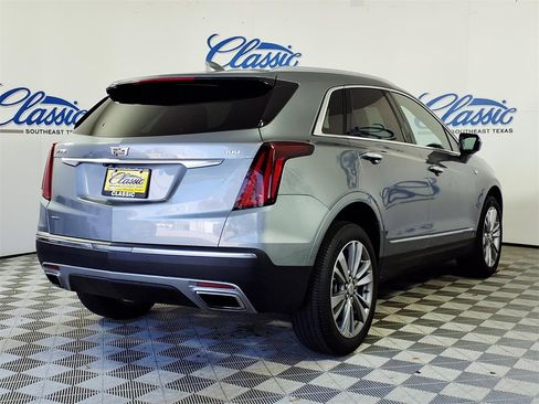Used 2024 Cadillac XT5 Premium Luxury image 6