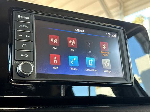 Used 2025 Nissan Kicks S image 6