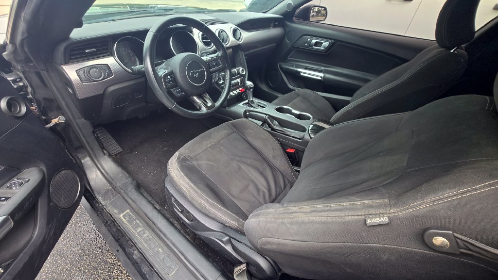 Used 2020 Ford Mustang Coupe w/ Equipment Group 101A RWD image 9