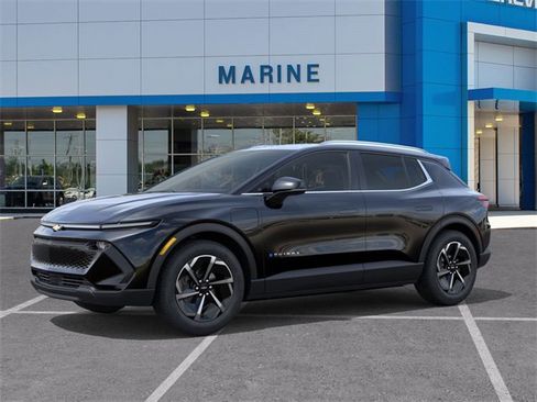 New 2026 Chevrolet Equinox EV LT image 2