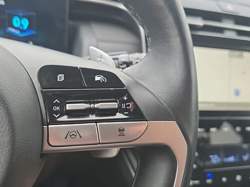 Certified 2024 Hyundai Tucson Limited AWD/4WD image 25