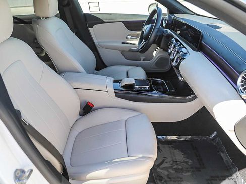 Used 2023 Mercedes-Benz CLA 250 image 16