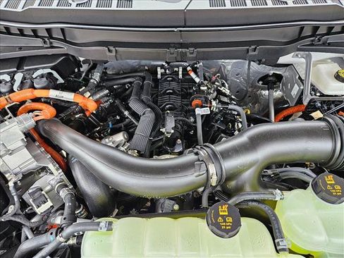 New 2026 Ford F150 Platinum w/ Equipment Group 703A Plus AWD/4WD image 17