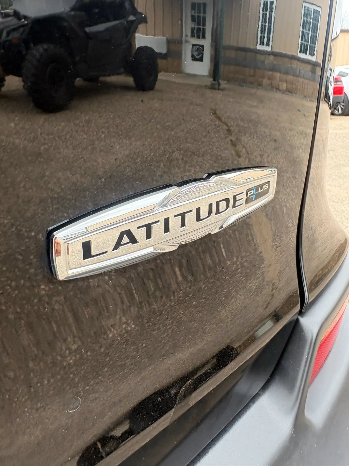 Used 2019 Jeep Cherokee Latitude Plus AWD/4WD image 51