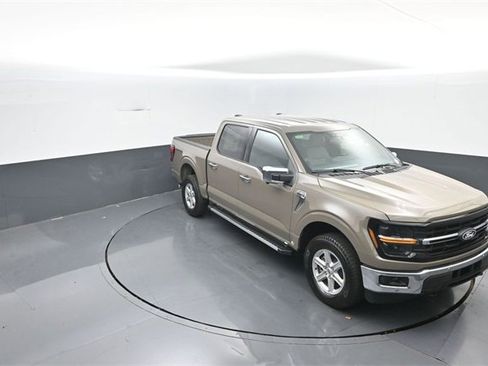 New 2025 Ford F150 XLT w/ Equipment Group 302A MID image 20