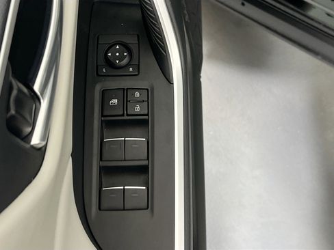 Used 2024 Toyota RAV4 XLE w/ Convenience Package image 17