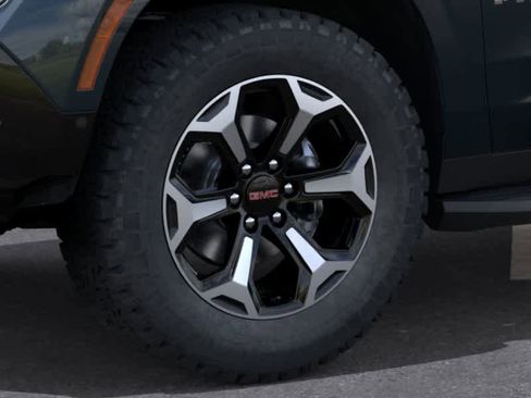 New 2026 GMC Yukon AT4 AWD/4WD image 9