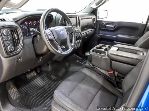 Used 2023 Chevrolet Silverado 1500 Custom Trail Boss AWD/4WD image 15