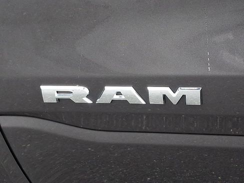 Used 2022 RAM 1500 Big Horn image 30