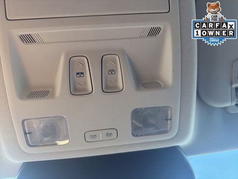 Used 2022 Ford Escape SE w/ SE Sport Appearance Package image 25