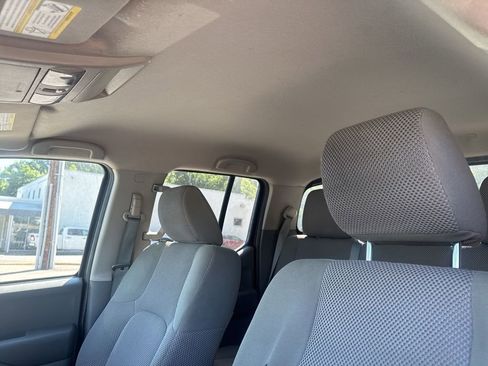 Used 2017 Nissan Frontier SV AWD/4WD image 20