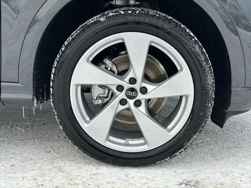 New 2025 Audi Q5 Premium Plus image 9