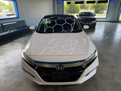 Used 2018 Honda Accord Hybrid image 5