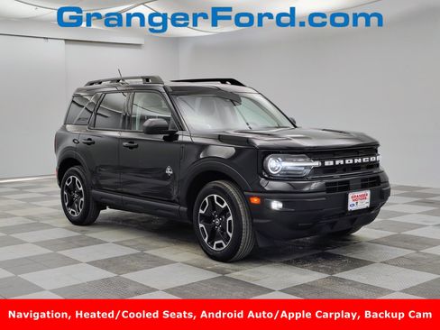 Used 2024 Ford Bronco Sport Outer Banks w/ Tech Package image 1