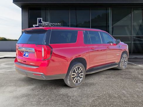 Used 2023 GMC Yukon XL AT4 AWD/4WD image 5