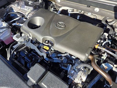 Certified 2025 Toyota RAV4 LE image 17