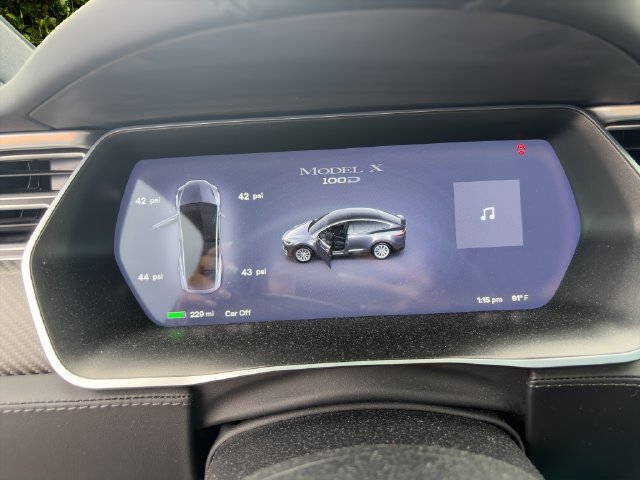 Used 2017 Tesla Model X 75D AWD/4WD image 3