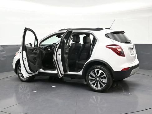 Used 2022 Buick Encore Preferred w/ Safety Package AWD/4WD image 34