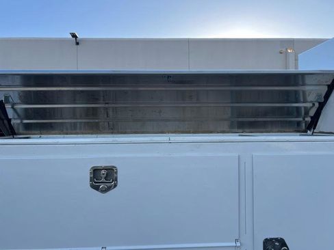 Used 2020 Ford F550 2WD Regular Cab Super Duty image 33