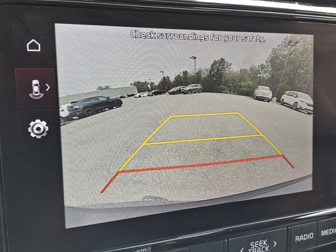 Used 2023 Kia Soul EX image 18