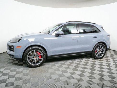 New 2026 Porsche Cayenne S AWD/4WD image 2