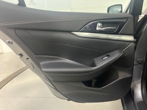 Used 2022 Nissan Maxima SV w/ Floor Mat Group image 28