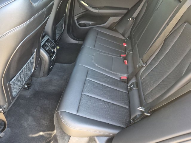Used 2022 BMW X3 xDrive30i AWD/4WD image 24