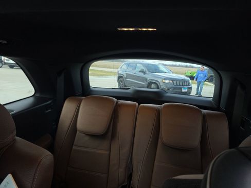 Used 2025 Mercedes-Benz GLS 450 4MATIC image 13