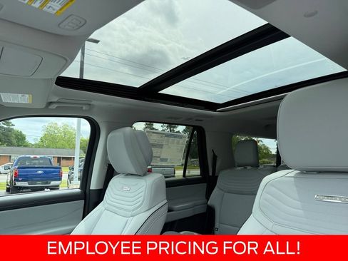 New 2026 Ford Expedition Max Platinum w/ Platinum Ultimate Package AWD/4WD image 17