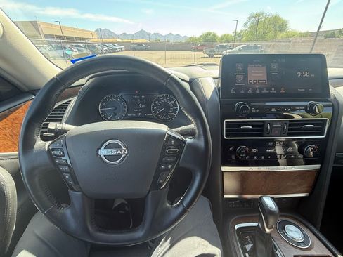 Used 2024 Nissan Armada SL w/ Captain's Chairs Package image 22