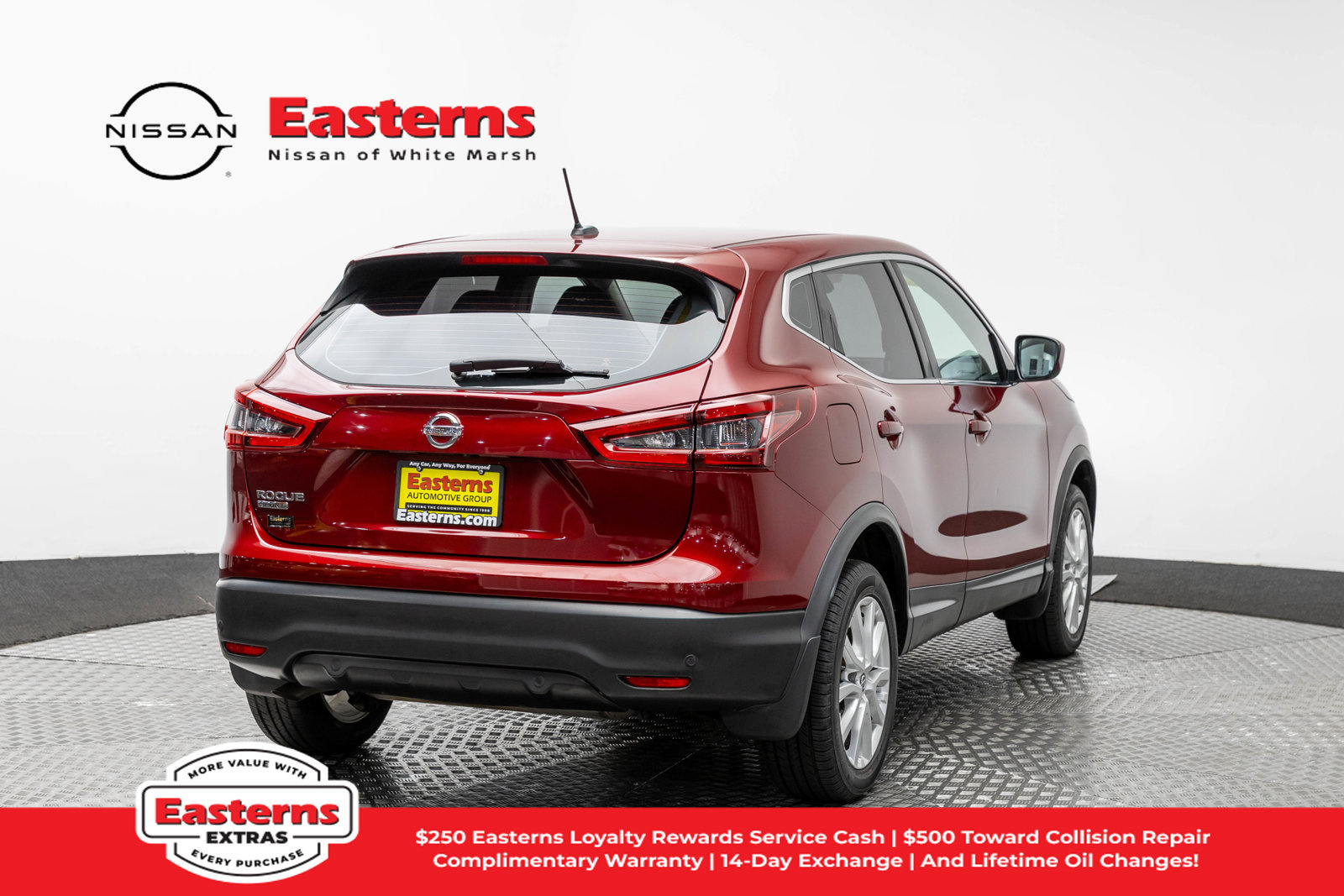 Used 2020 Nissan Rogue Sport S w/ Appearance Package FWD image 5