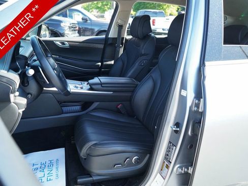 Used 2024 Genesis GV80 2.5T AWD/4WD image 7