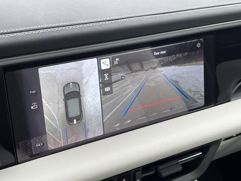 New 2026 Porsche Macan 4 Electric image 23