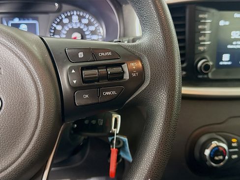 Used 2018 Kia Sorento LX image 15