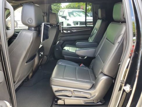Certified 2022 GMC Yukon XL Denali RWD image 13