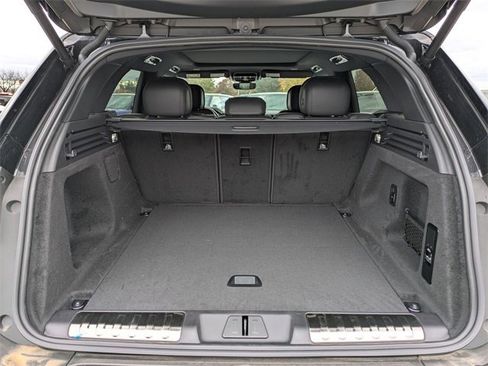 New 2025 Land Rover Range Rover Sport Dynamic SE image 16