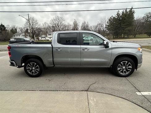 Certified 2024 Chevrolet Silverado 1500 LT image 7