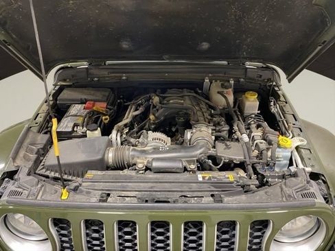 Used 2023 Jeep Gladiator Overland w/ Popular Equipment Package AWD/4WD image 27