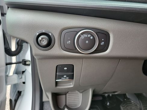 New 2025 Ford Transit 150 Low Roof image 28